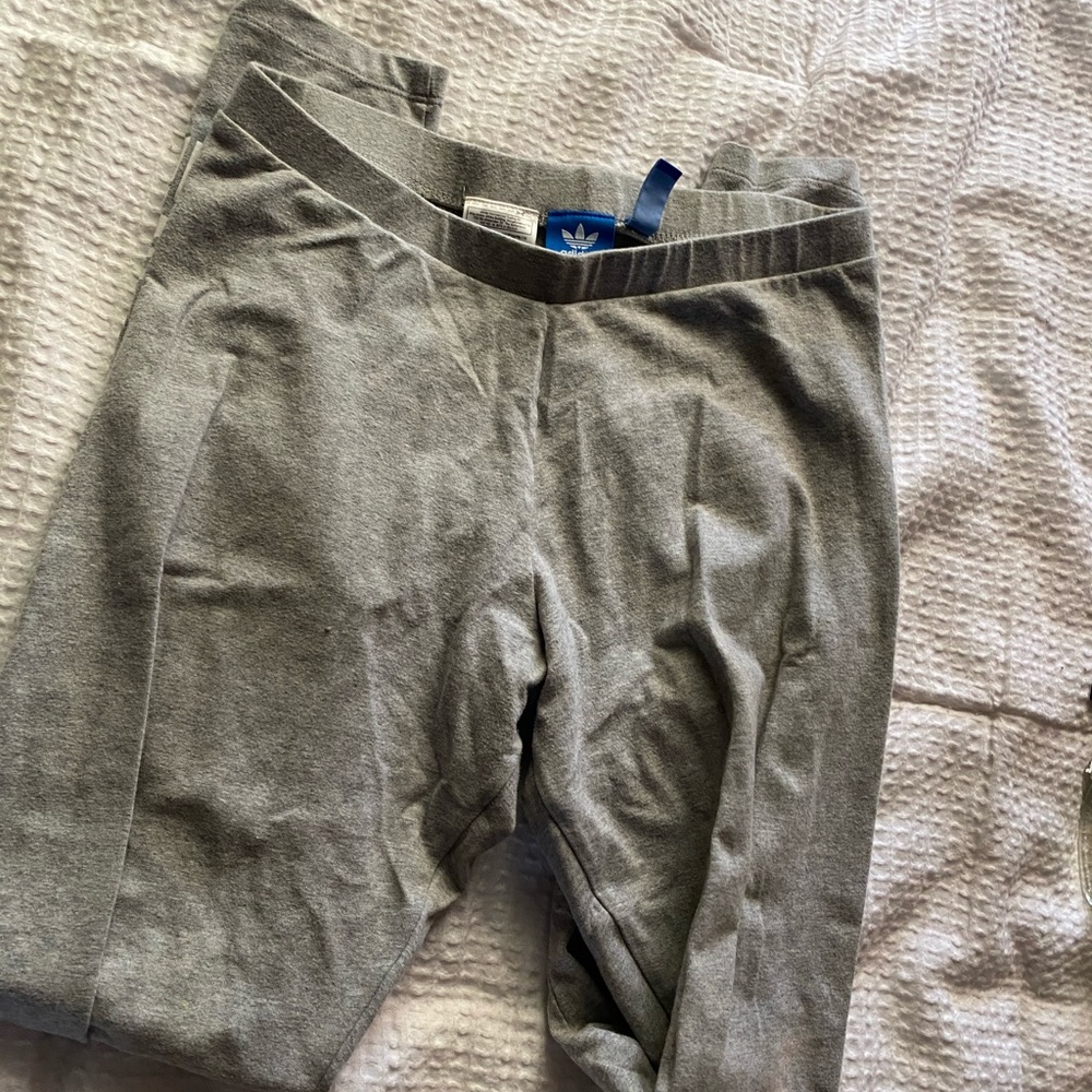 Upper cute grey cotton adidas leggings
